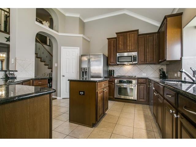 For Sale: 617 Gene Autry Ln Plano, TX 75094