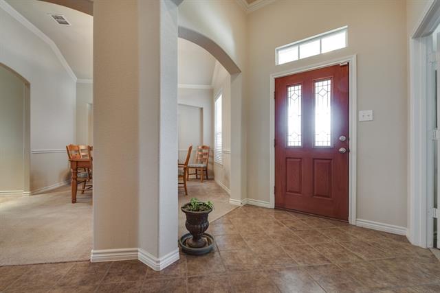 907 Ann Dr