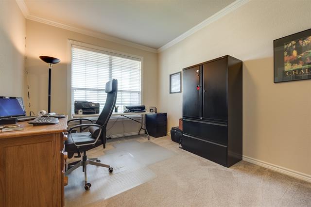 907 Ann Dr