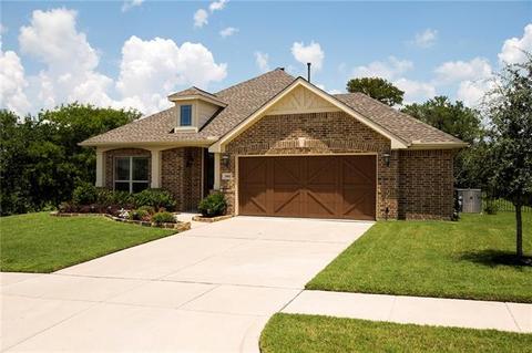 933 Heatherwood Dr