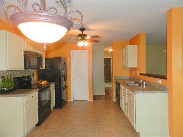For Sale: 3011 Lake Terrace Dr Wylie, TX 75098