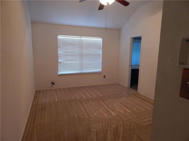 407 Kirk Ln