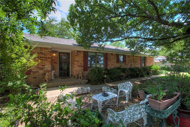 2015 Crosby Dr