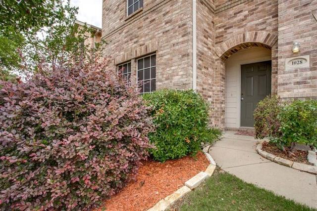 For Sale: 1028 Grimes Dr Forney, TX 75126