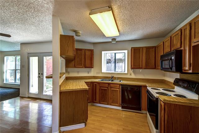 1406 Windmill Ln