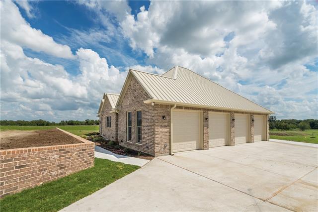 828 Oates Rd