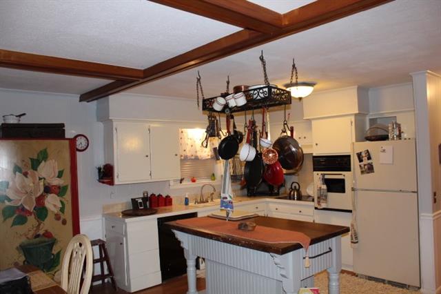 108 Hickory Tree Rd