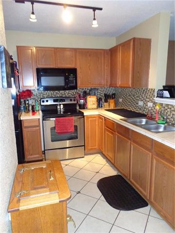 109 Live Oak Ln