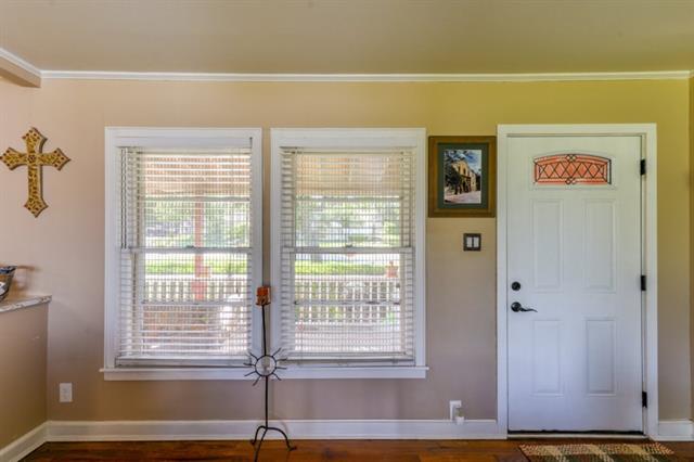 519 N Grand Ave, Waxahachie TX 75165