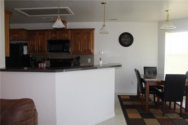 For Sale: 240 Country Meadows Dr Waxahachie, TX 75165