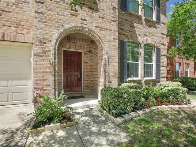 687 Austin Ln
