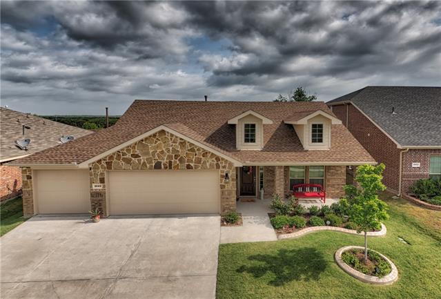 687 Austin Ln