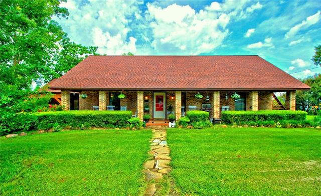 For Sale: 241 Austin Ave Wills Point, TX 75169