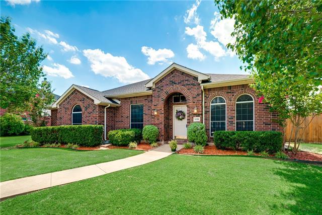 523 Binkley Ct