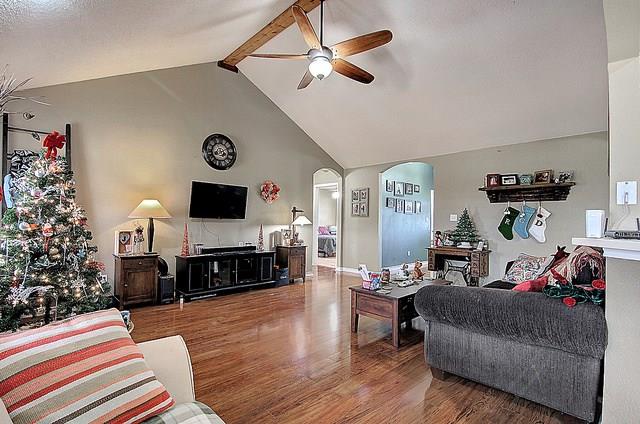 4144 Lucy Cir