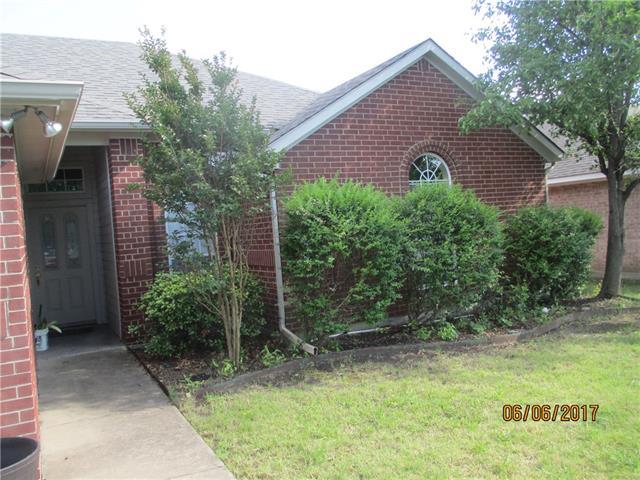 325 Pin Oak Ln