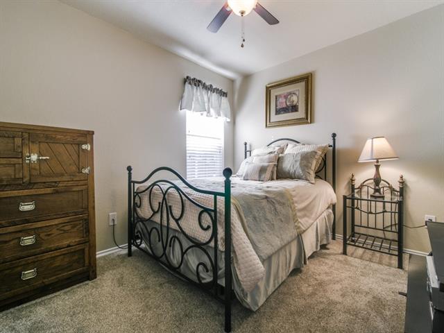 2915 Marsha Ln