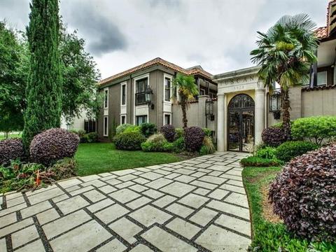 5847 E University Blvd #D