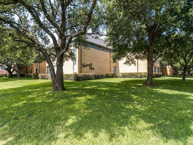 For Sale: 4819 Skillman St #APT 208B Dallas, TX 75206