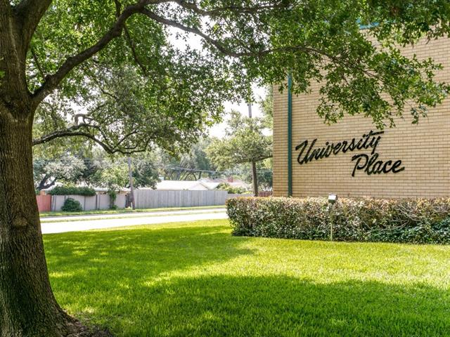 For Sale: 4819 Skillman St #APT 208B Dallas, TX 75206
