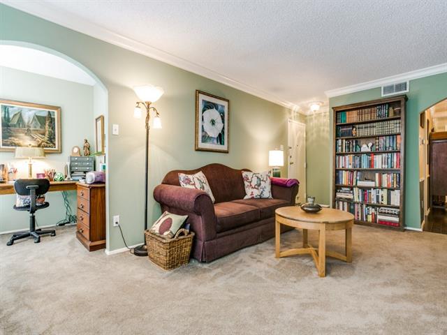 For Sale: 4819 Skillman St #APT 208B Dallas, TX 75206