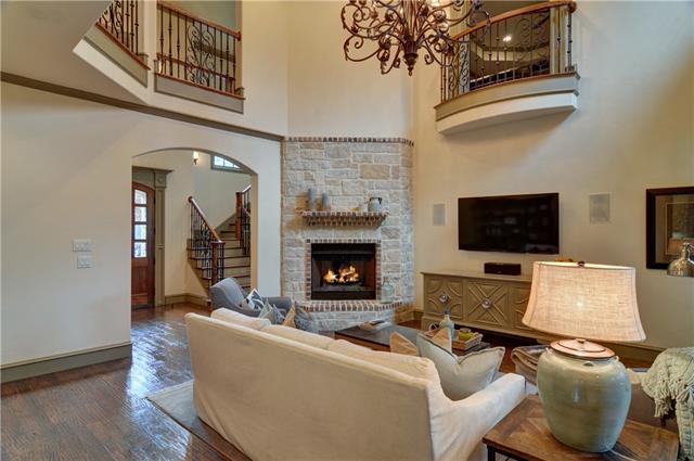 For Sale: 7147 Lyre Ln Dallas, TX 75214