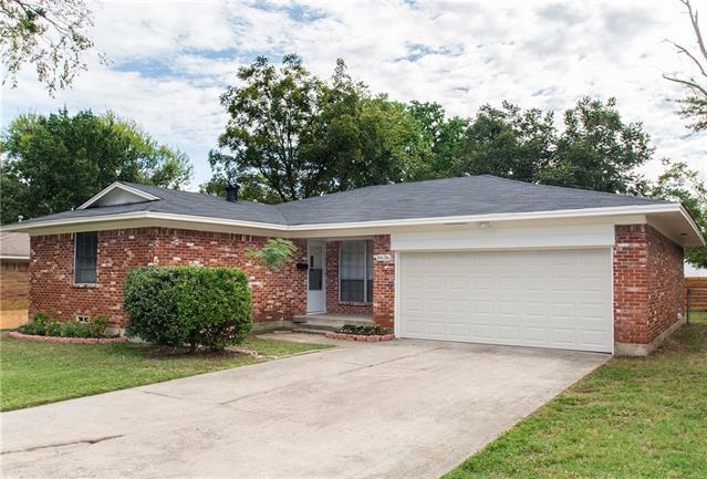 8636 Wolfwood Ln