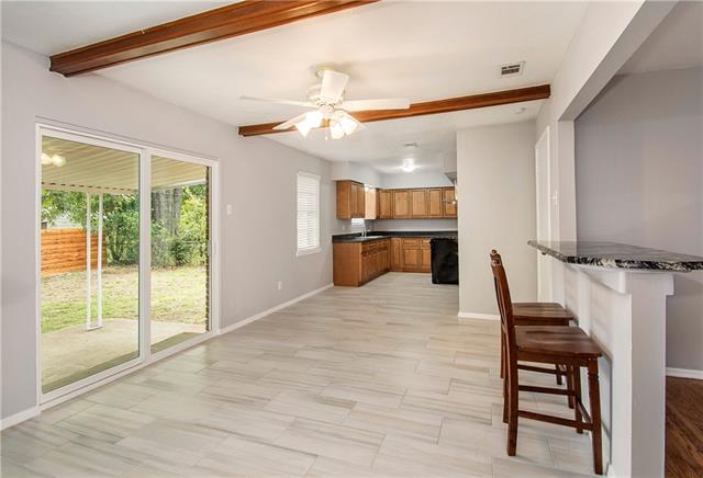 8636 Wolfwood Ln