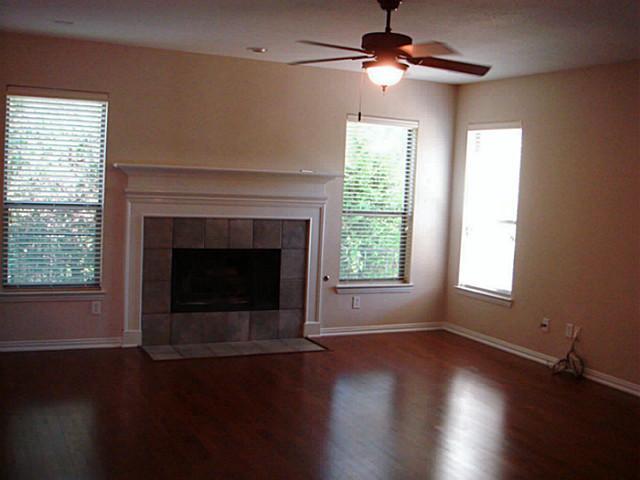 6807 Hawks Nest Ct
