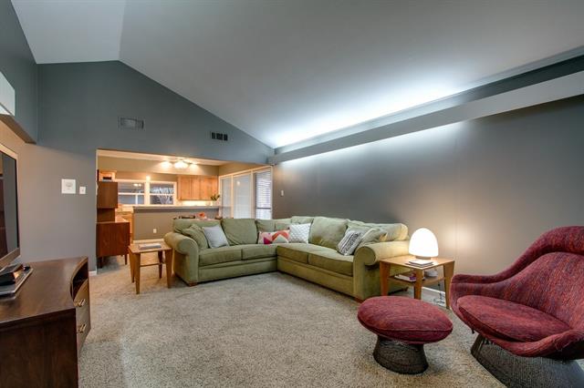 For Sale: 3548 Regent Dr Dallas, TX 75229