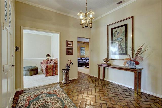 For Sale: 9321 Moss Haven Dr Dallas, TX 75231
