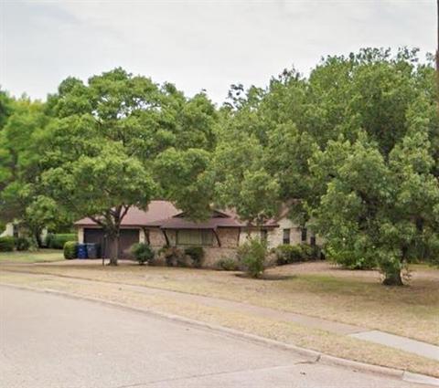 129 W Cherry Point Dr