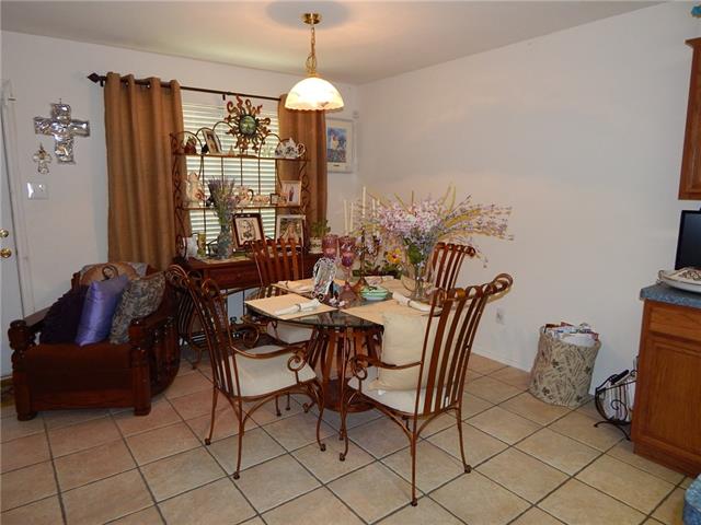 Public Record: 5531 Dove Dr Dallas, TX 75236