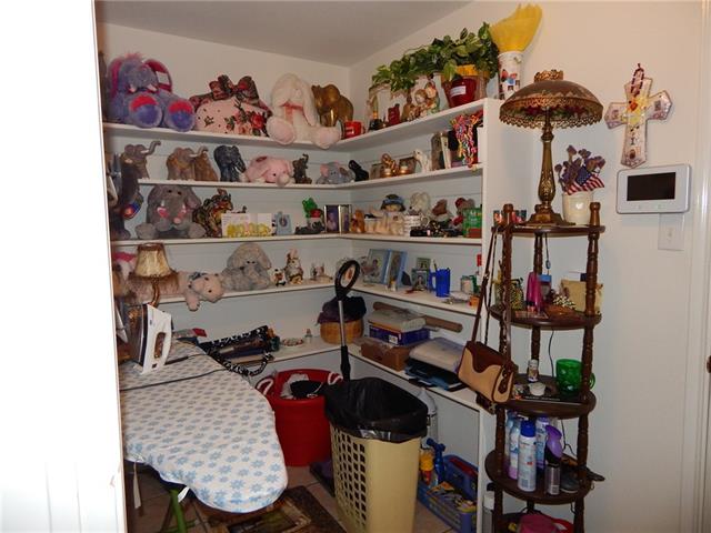 Public Record: 5531 Dove Dr Dallas, TX 75236