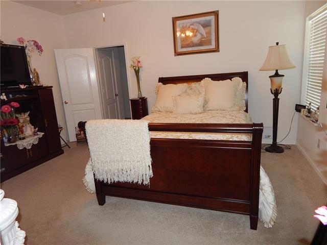 Public Record: 5531 Dove Dr Dallas, TX 75236