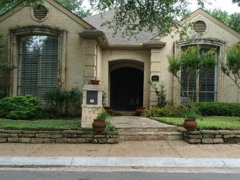 5923 Bonnard Dr