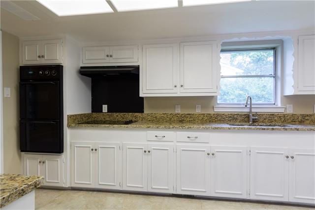 For Sale: 13647 Rolling Hills Ln Dallas, TX 75240