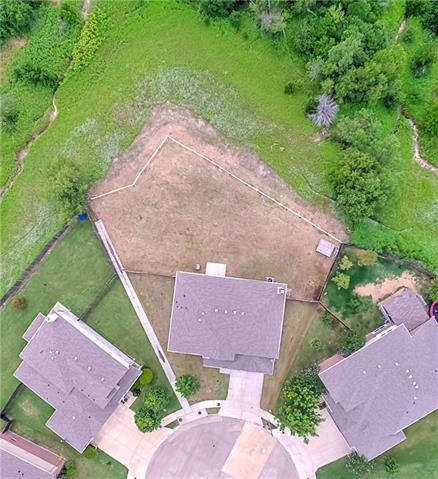 For Sale: 8499 Creekbluff Dr Dallas, TX 75249