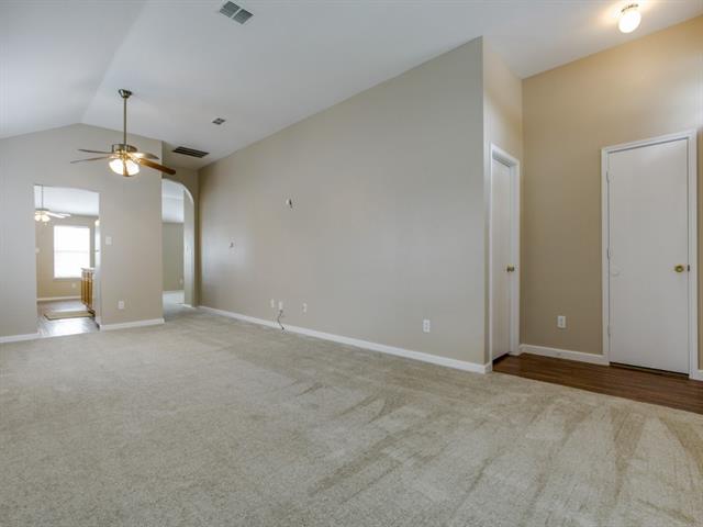 5923 Fox Point Trl