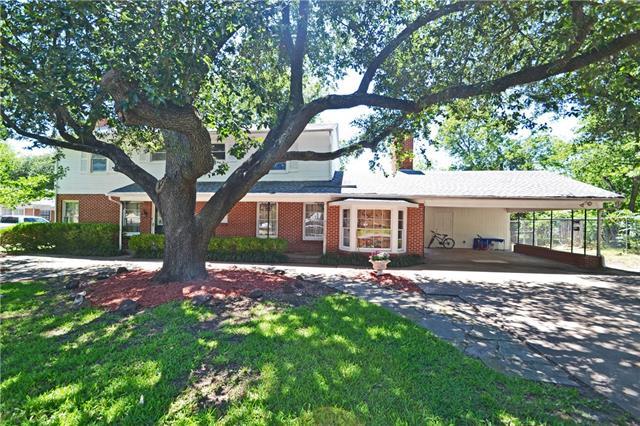 609 Deer Dr