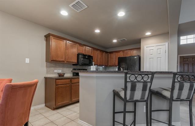 For Sale: 2080 Meadow Park Dr Princeton, TX 75407