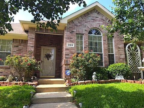 124 Birdbrook Dr