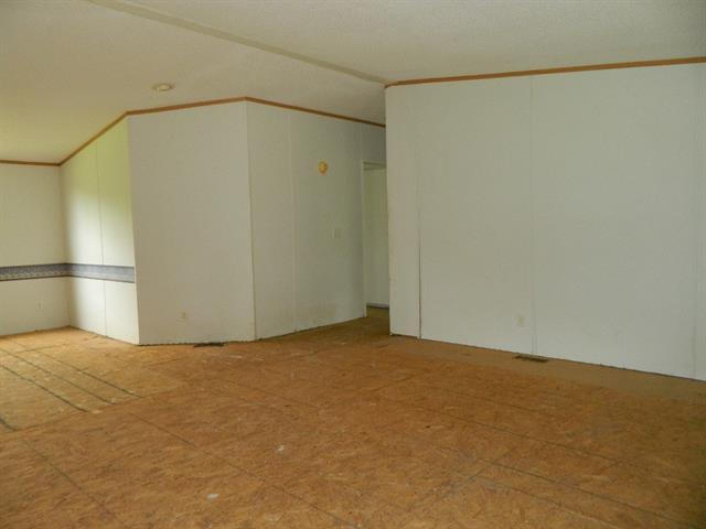 For Sale: 21 N Washburn Rd Bells, TX 75414