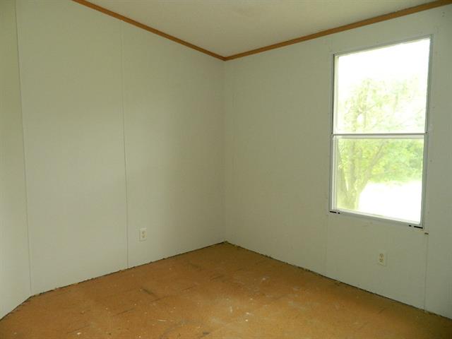 For Sale: 21 N Washburn Rd Bells, TX 75414
