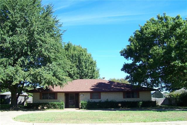 1100 W Russell Ave