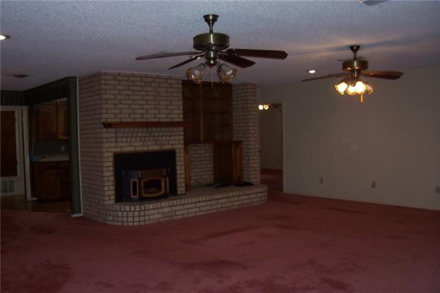 1100 W Russell Ave