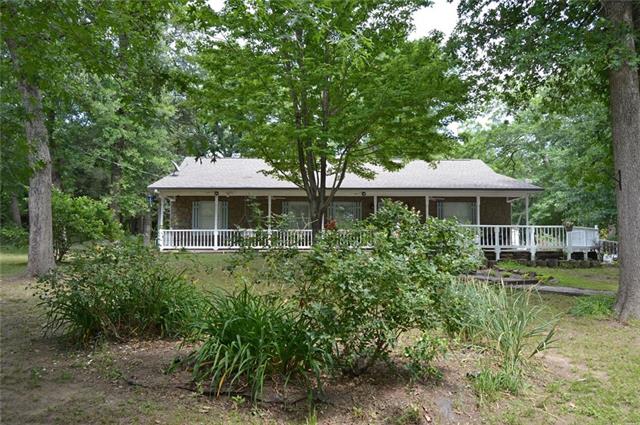 1815 County Road 1030, Ravenna TX 75476