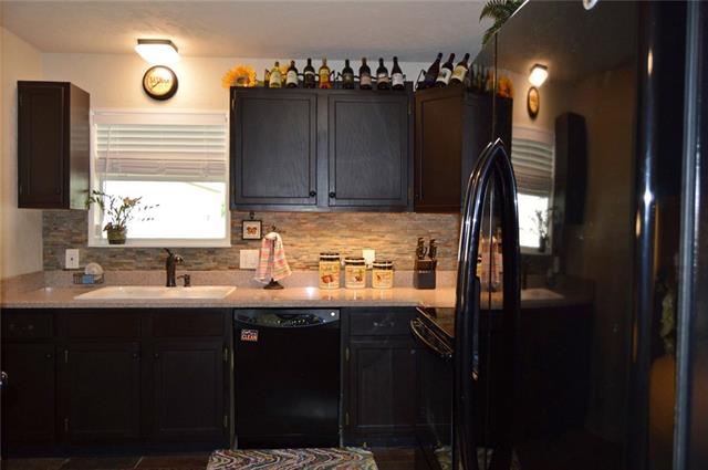 1815 County Road 1030, Ravenna TX 75476
