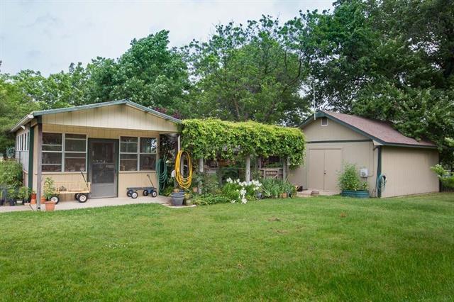 For Sale: 1714 Houston St Sulphur Springs, TX 75482
