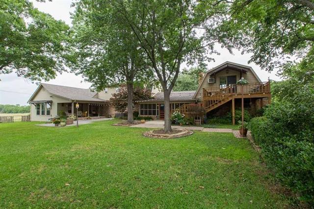 For Sale: 1714 Houston St Sulphur Springs, TX 75482